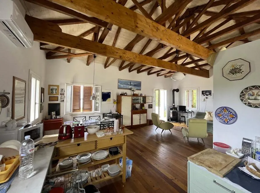 La Casa Tra Gli Alberi E Il Cottage Fiskardo Holiday home